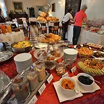 Erica Grado
