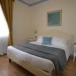 Hotell Erica 4*