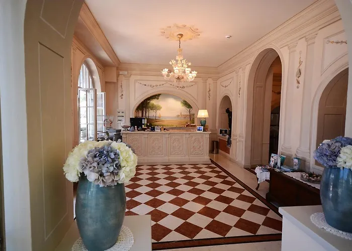 Erica 4* グラード